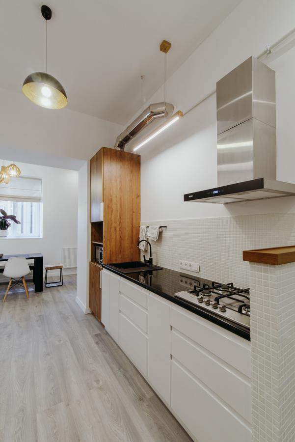 Apartment on Lesi Ukrainky Lviv Bagian luar foto